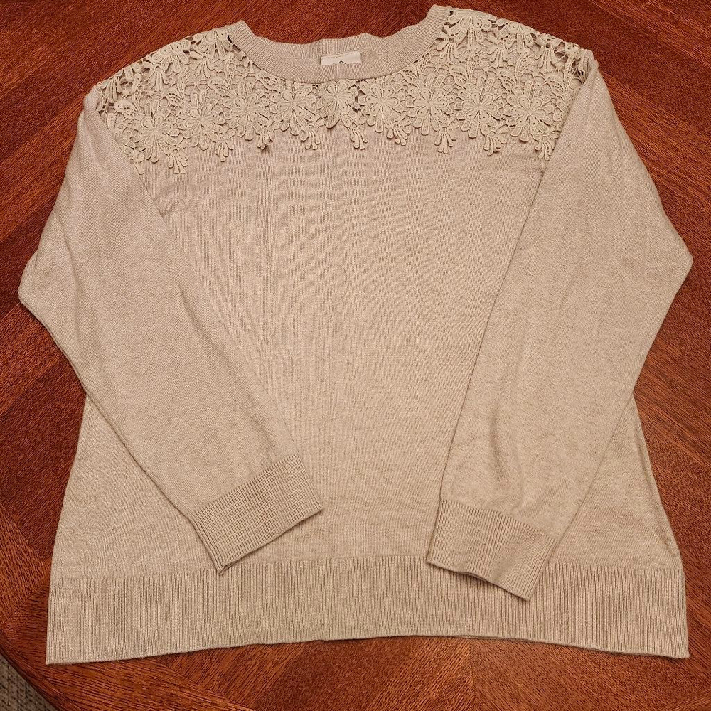 Women's St. John's Bay Petite Beige Lace Crew Neck Sweater PL A2